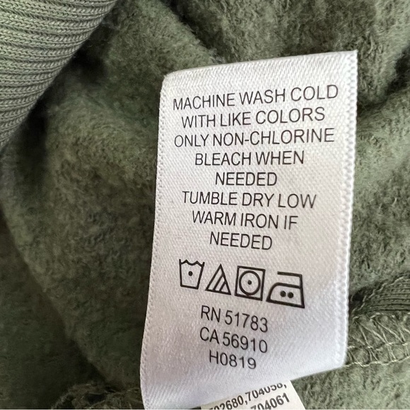 MAURICES Women’s Pullover Turtleneck Top Sz Small “Sweatshirt Like” Army Green - Picture 9 of 11